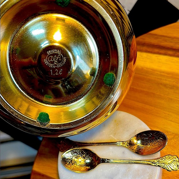 Vintage MCM Alfi Gold Finish Coffee Carafe – 1.2L Vacuum Seal - Picture 7 of 12